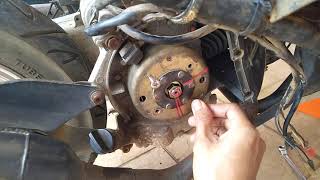 I remove the scooter flywheel without impact wrench or any special tools Magnet Rotor part [upl. by Hansen]