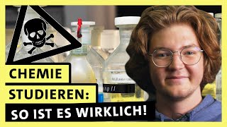 Chemie studieren  Gefährliches Laborpraktikum  alpha Uni [upl. by Htebyram]