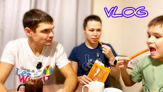 В поисках подарка на Новый год  пробуем азиатские острые палочки  VLOG [upl. by Dier]