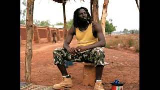 Tiken Jah Fakoly  Le pays va mal [upl. by Drarig]