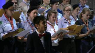 Un moment de Grâce Pueri Concinite par Eric le Rossignol 11 ans et le Chœur scout des Flandres [upl. by Yelra]