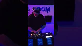 Ho Ho Hoooo 3 Decks love it VYPA ROOM ADELAIDE DJ LNT OLDSKOOL HOUSE [upl. by Soble320]