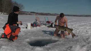 Extreme hand fishing under ice [upl. by Nogas395]