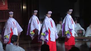 The Sacred Music of Mikagura a brief look at an ancient ritual  御神楽解説・装束楽器解説 [upl. by Maretz]