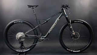 Bicicleta Orbea Oiz M30 XT [upl. by Anomar232]