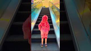 😍courageous cute little baby going on moving escalator alone😜😎 [upl. by Nilpik]