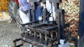 Briquette press 25 briquette in 1 minute [upl. by Weissmann329]