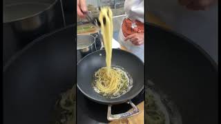 Spaghetti al LIMONE in 10 minuti facilissimi shorts spaghetti limone [upl. by Blood194]