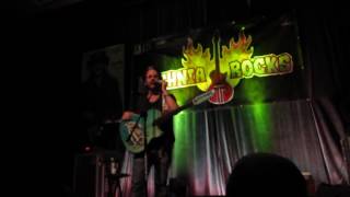 Kip Winger calls Reb Beach during a show [upl. by Laehcim]