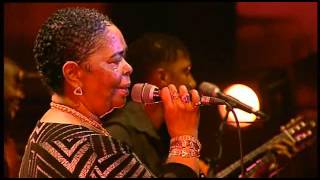 Cesaria Evora  Live damor Paris 2004 [upl. by Brittany]