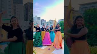 Chalka Chalka re🌿 sangeetdance bridesmaidsdance cousingoals youtubeshorts love dance [upl. by Geehan242]