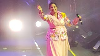 Barso re megha megha full live song shreyaghoshalconcert ishqfm allheartstour kolkata [upl. by Faxan]