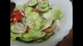 ENSALADA DE LECHUGA TOMATE PEPINO Y CEBOLLA [upl. by Christoforo237]