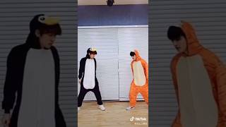 TOO  티오오웅기제이유 🐧 vs 🐯 TOOgether TOO animals viral kpop [upl. by Madalyn]