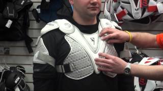 Proper Fitting for Lacrosse Shoulder Pads [upl. by Eugine]