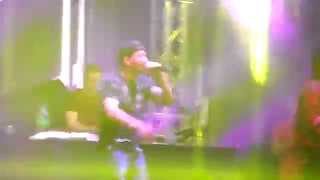 Kraantje Pappie  quotFeesttentquot  quotAchtbaanquot  Paaspop 20042014 [upl. by Tarton]