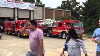 MCFRS Paramedic Engine 706 amp Truck 706 responding to gas leak [upl. by Yalhsa955]