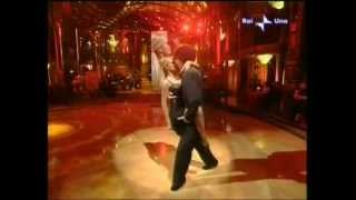 Ballando con le stelle Tango Maria Elena Vandone  Samuel Peron [upl. by Asert]