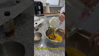 Moist Banana Bread Easy Recipe cooking baking cookingchannel bananabreadrecipe [upl. by Weikert]