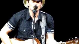 Brad Paisley Waiting On A Woman Nashville TN [upl. by Bbor]