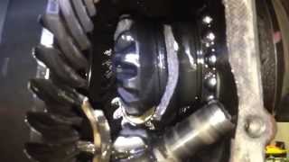 BMW X5 E70 48i rear differential in pieces after catastrophic failure [upl. by Retnyw887]