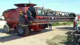 Lefeburecom  Harvest 2004  KS  Unloading a header [upl. by Thorpe]