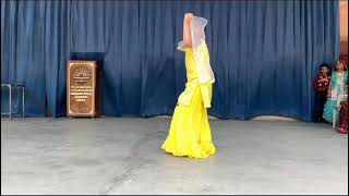 chatak matak dance by shivangi dance cutegirl school funny [upl. by Royden]