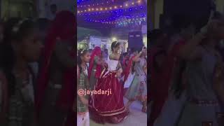 garba music vanma chandaliyo ugyo re rasiya mane💃💃🙏🤗😊 [upl. by Senaj886]