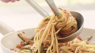 Barilla Spaghetti Basilico Sauce [upl. by Aibsel]