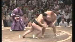 Asashoryu vs Kisenosato aki 2008 [upl. by Maillil]