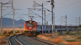 The Rovos Rail And The Blue Train in De Aar [upl. by Sisely538]