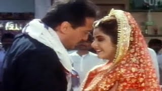 Jackie Shroff amp Divya Bharti get together  Dil Hi To Hai  Action Scene 1919 [upl. by Erusaert876]