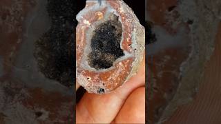 Druse mit schwarzen und weißen Kristallen druse  geode Kristalle kristall [upl. by Ysac]