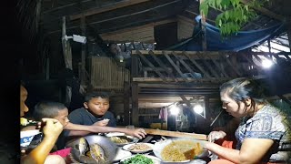 Vlog 1079 ក្រោយមេឃភ្លៀងខ្លាំង ឆ្លុះកង្កែបនិងត្រី ក្មេងៗហូបនំបញ្ចុកសាច់ខ្វៃ មីស្រុះទឹកក្តៅ ត្រីចៀន។ [upl. by Jansen]