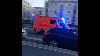 Krankenwagen Einsatz frankfurt blaulicht [upl. by Hanonew]