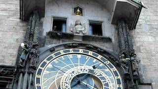 orologio astronomico praga [upl. by Levan589]