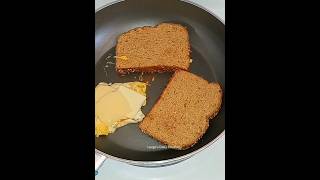 COOKING SANDWICH WITH EGG AND THREE CHEESES AT 830 AM AND 850 MORNING BREAKFAST [upl. by Hsac]