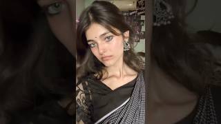 Teen tejal gajare dancemusic rock dance backless dancesong saree aunty partymusic fashion [upl. by Lleznov]