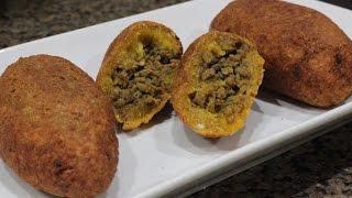 How to make Puerto Rican Alcapurrias de yuca Cassava [upl. by Kittie]