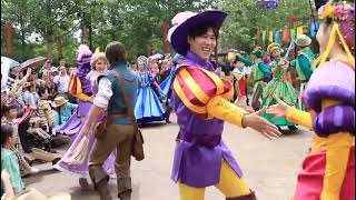 Kingdom dance Disney Land live tangled movieRuppenzil [upl. by Attehcram]