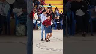 Las escuelas de Oaxaca siguen sacando bailes muy bonitos que muchos recordamos [upl. by Nollaf185]