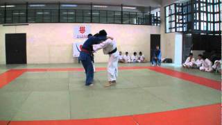 SA Judo August 2011 Shiai  Low Yi Long vs Huang Zujiempg [upl. by Hsotnas]