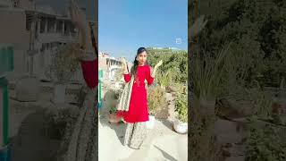 Chane ke khet mein song par dance💃dancevideo whatsappstatus shortvideos 🦋🦋🙈🙈🥰🥰🥰 [upl. by Orth]