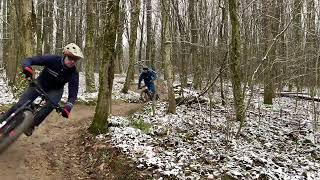 Катаем техничные трейлы зимой Снежный Флотаут прекрасен ❄️ Winter MTB trails are beautiful [upl. by Garceau]