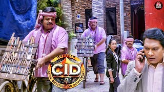 खुनी पर नजर रखने के लिए Officer Pankaj बने चाकू बेचने वाला  CID  TV Serial Latest Episode [upl. by Eixam209]