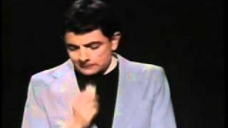 Rowan Atkinson O Padre  Legendado [upl. by Eerised775]