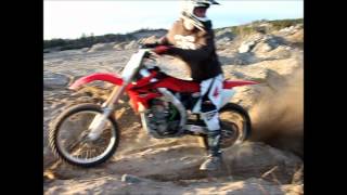 Gravelpit ridin CRF 450 [upl. by Itch570]