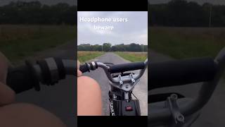 Mx350 razor stock dirt bike does wheelieswehopebikedirtbikeminibikewheeliesbikelifewheelie [upl. by Aynatahs]