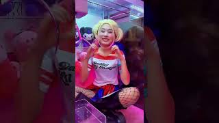 小丑女和小丑之间的比赛。angel shorts clown 小丑 超人不会飞 [upl. by Elletsirhc]