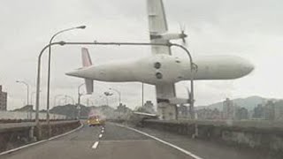 TransAsia PLANE CRASH  04 FEB 2015  Flight GE 235 [upl. by Aisetra]